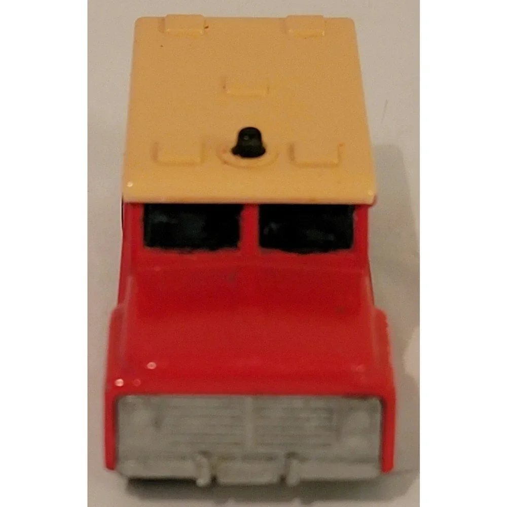 1978 Matchbox Lesney Superfast ARMORED TRUCK Red Wells Fargo #69